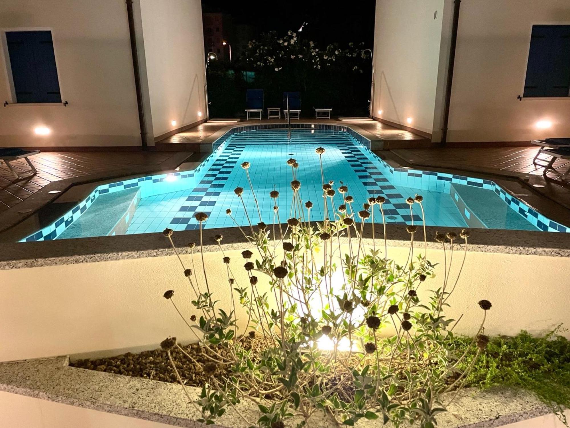 Borgo Al Mare Lägenhet Lido di Jesolo Exteriör bild